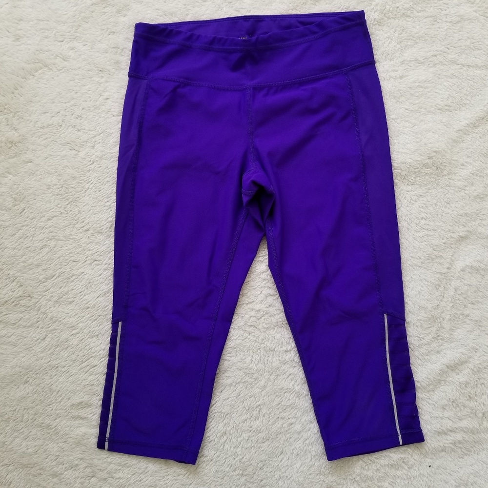 Xersion Purple Workout Capris Cropped Active Leggings Womens Size Small Mid Rise